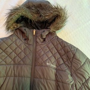 2x women’s Columbia Jacket